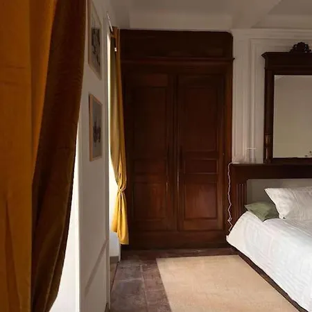 Bel Neuf, Cosy Et D'epoque Aux Vans Apartment